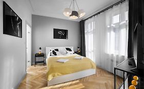 Apartamenty Pomarańczarnia